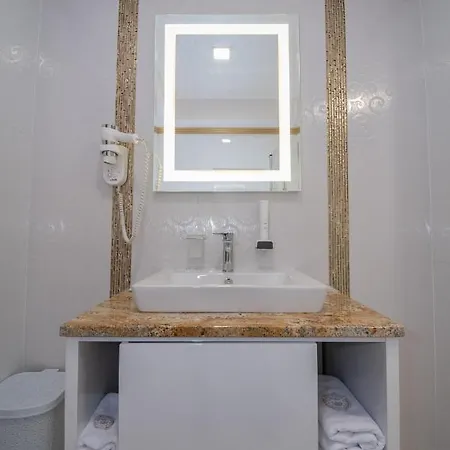 ホテル Park Srebrenik